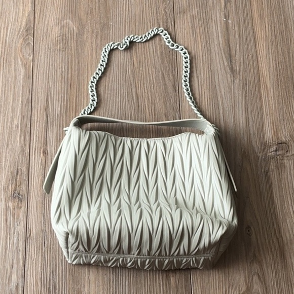 NWOT Madison West Light Green Small Shoulder Bag - Picture 1 of 6